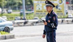 ПЬЯНЫЙ ПЛЕМЯННИК НУРГАЛИЕВА УСТРОИЛ ДРАКУ С ПОЛИЦЕЙСКИМИ В ОМСКЕ
