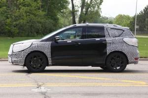 Шпионские снимки Ford Kuga 2016 года 