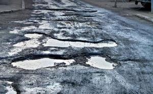 Жители Свердловской области с начала года пожаловались на дороги больше 100 раз
