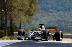 Michelin представила низкопрофильные шины для WSR