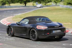 Шпионские снимки Porsche Boxster 2016 года 