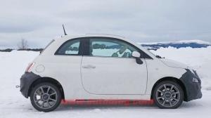 Шпионские снимки Fiat 500 2016 года 