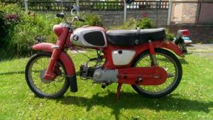 Неизвестные похитили у 83-летнего пенсионера старинный байк Bridgestone 90 Sport 1971