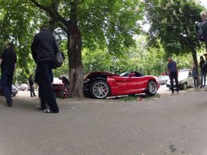 Авария в Киеве – смерть уникального Dodge Viper Hennessey 