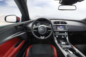 2015 Jaguar XE 