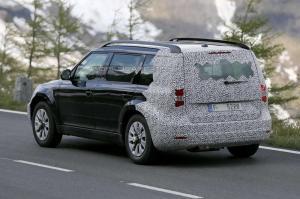 Шпионские снимки Skoda Snowman / Polar 2016 года 