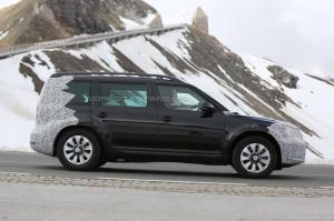 Шпионские снимки Skoda Snowman / Polar 2016 года 