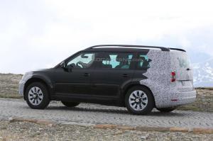 Шпионские снимки Skoda Snowman / Polar 2016 года 