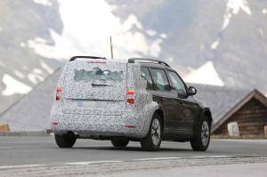 Шпионские снимки Skoda Snowman / Polar 2016 года 