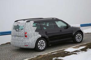 Шпионские снимки Skoda Snowman / Polar 2016 года 