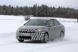 Шпионские снимки Citroen C4 Lounge 2016 года 