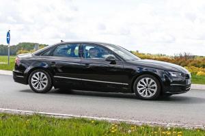 Шпионские снимки Audi A4 2016 года 
