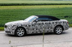 Шпионские снимки Rolls-Royce Dawn 2016 года 