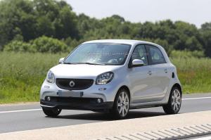 Шпионские снимки Smart ForFour by Brabus 2016 года 