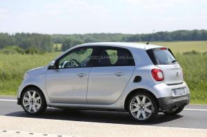 Шпионские снимки Smart ForFour by Brabus 2016 года 