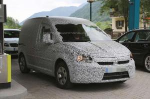 Шпионские снимки Skoda Roomster 2016 года 