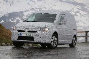 Шпионские снимки Skoda Roomster 2016 года 