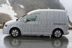 Шпионские снимки Skoda Roomster 2016 года 