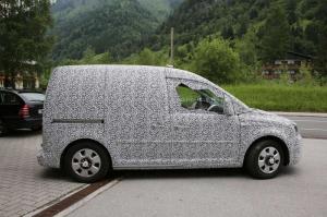 Шпионские снимки Skoda Roomster 2016 года 