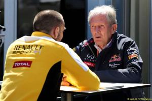 В Renault ответили на критику Red Bull Racing
