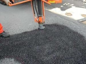 Мэр Хабаровска поручил повысить качество ямочного ремонта дорог