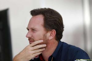 Кристиан Хорнер: Renault уступает Mercedes 100 сил