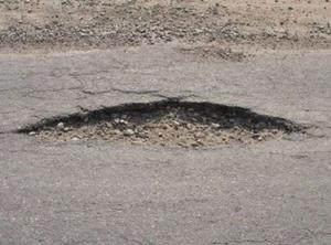 В Канске автовладелица выиграла у дорожников суд из-за ям на дороге, которые привели к ДТП