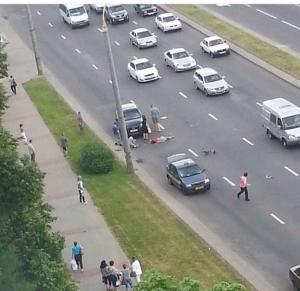 Видео серьезного ДТП в Минске: водитель Audi Q7 врезался в велосипедистку, которая ехала навстречу