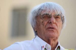 Экклстоун: FIA должна вмешаться и уравнять силы