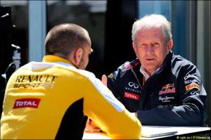 25 июня Red Bull и Renault проведут кризисный брифинг