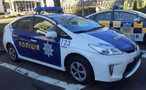 В Киеве вживую показали варианты дизайна новых патрульных авто
