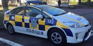 В Киеве вживую показали варианты дизайна новых патрульных авто 
