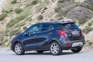 Шпионские снимки Buick Encore 2016 года 