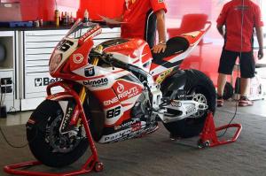 Команда Bimota Racing 2015: Брэндон Крету и Бен Вайли