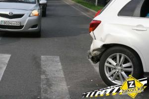 Пожилой пешеход пострадал в результате столкновения двух авто в Алматы 