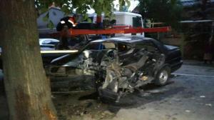 ДТП в Алматы: водитель погиб автомобиль превратился в груду металла 
