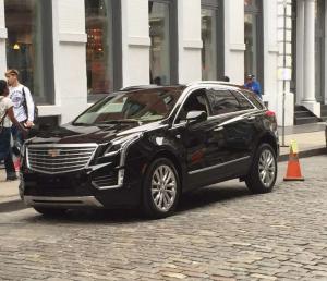 В Сети появились первые фотоснимки нового вседорожника Cadillac XT5