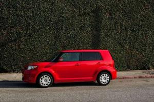 2014 Scion xB 