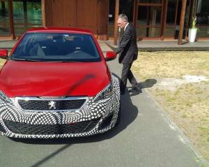 Первые снимки Peugeot 308 R HYbrid 