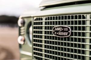 2015 Land Rover Defender 90 Heritage 
