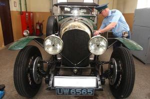 Конфискованный Bentley 1927 года 