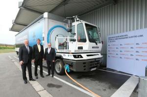 Компания BMW взяла на службу многотонный грузовик с электроприводом
