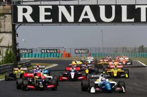 Обе гонки Формулы Renault 3.5 пройдут в воскресенье