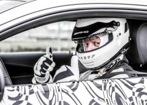 Тизеры Mercedes-AMG С63 S 
