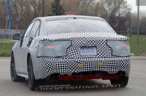 Шпионские снимки Lincoln Continental 2016 года 