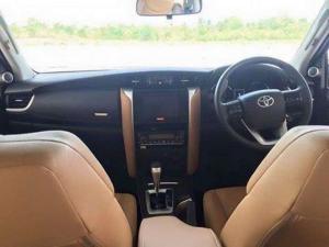 Шпионские снимки Toyota Fortuner 2016 года 