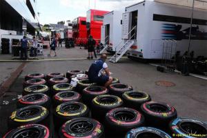 В Pirelli постараются увеличить число пит-стопов