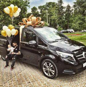 Рэпер Тимати купил своему полуторагодовалому ребенку Mercedes