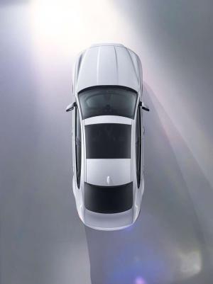 Первые снимки Jaguar XF 2016 года 