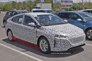 Конкурент Toyota Prius от Hyundai замечен на тестах